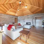 Casa Da Moiroa Sendim (Viseu)
