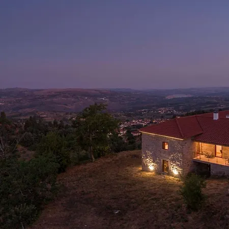 Semesterbostad Casa Da Moiroa Sendim (Viseu)