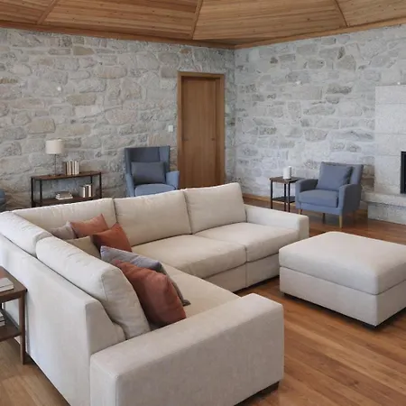 Casa Da Moiroa * Sendim (Viseu)